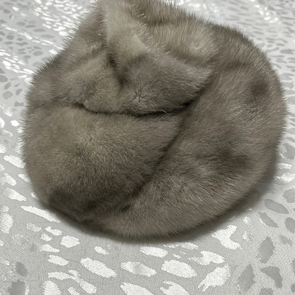 Mr.D vintage hat. Grey color excellence condition